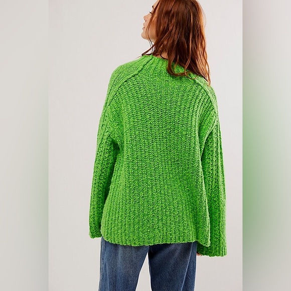 NWOT Free People Mock Neck Chunky Relaxed Knit Sweater Lime Green Size XS - Picture 3 of 3